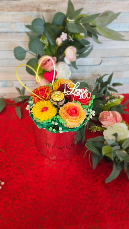 Edible Cupcake Hamper Box